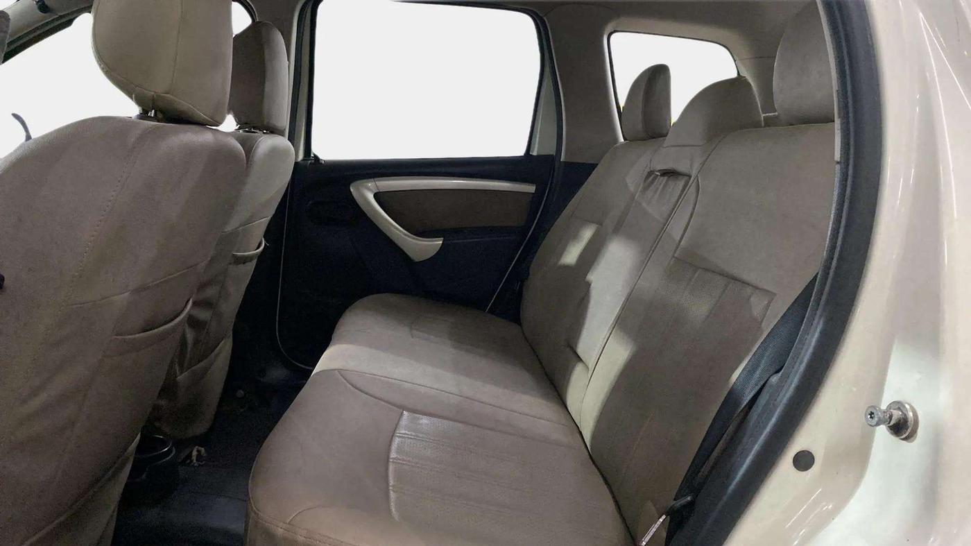2014 Renault Duster 85 PS RXL PLUS DIESEL, Diesel, Manual, 97,696 km, Right Side Rear Door Cabin