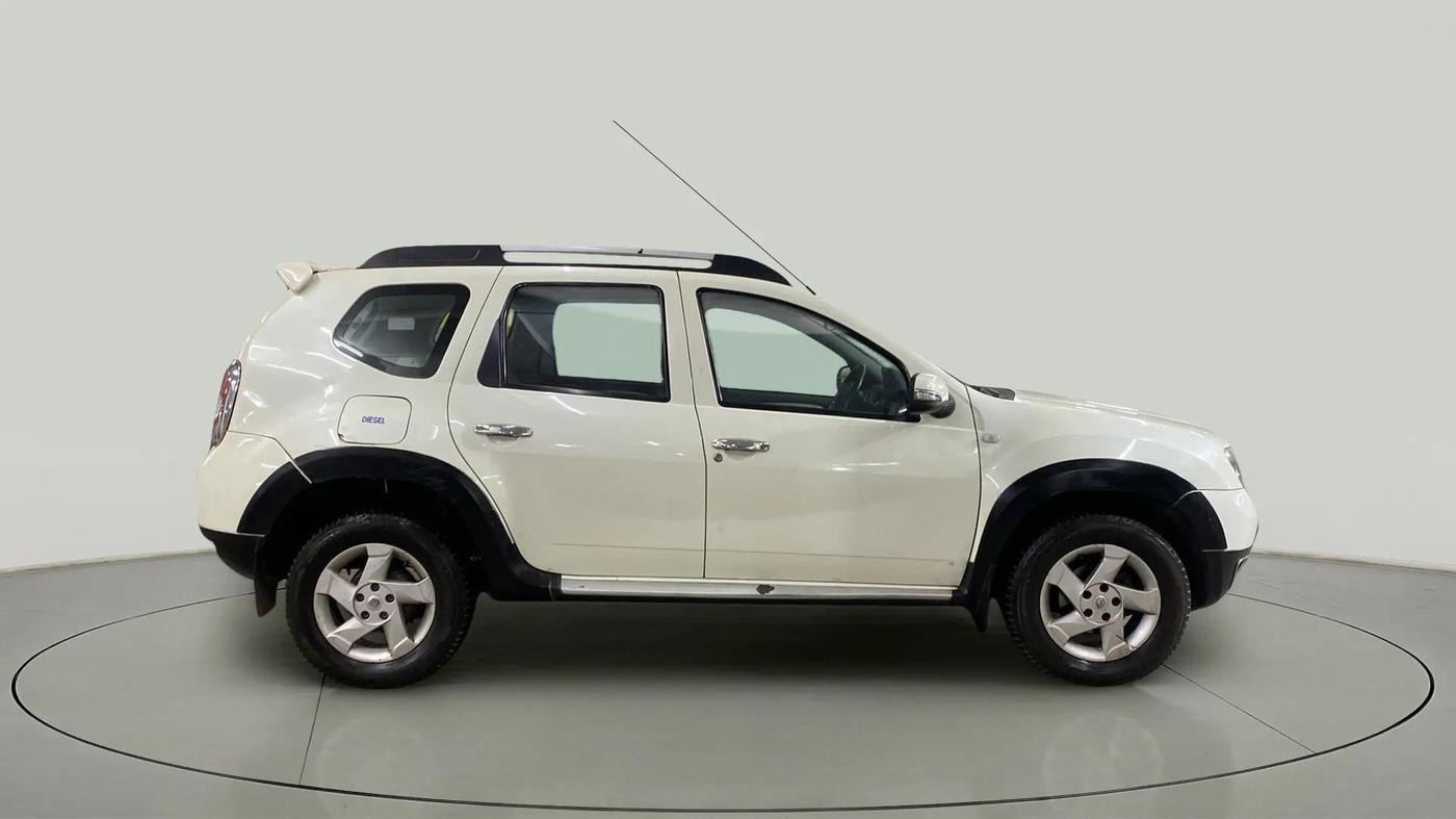 2014 Renault Duster 85 PS RXL PLUS DIESEL, Diesel, Manual, 97,696 km, Right Side View
