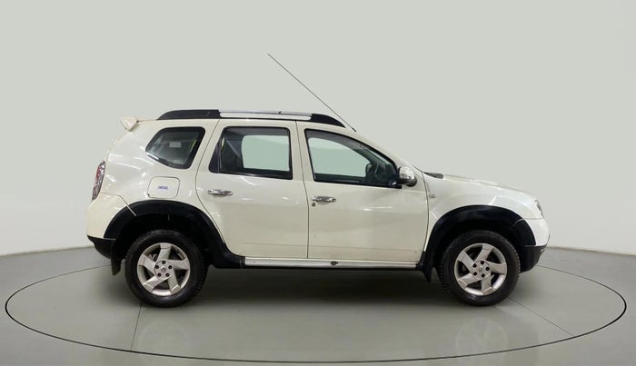 2014 Renault Duster 85 PS RXL PLUS DIESEL, Diesel, Manual, 97,612 km, Right Side View