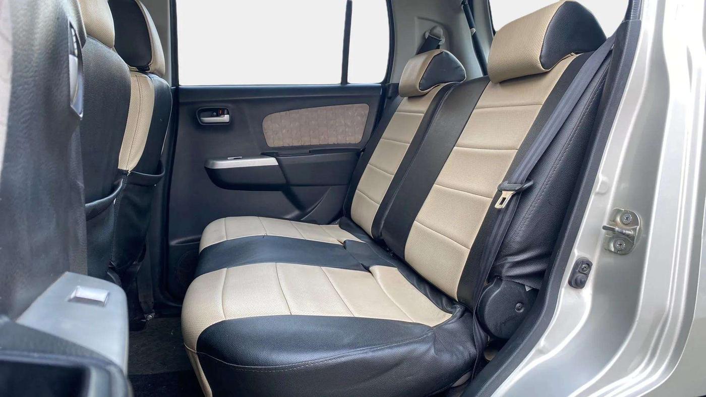 2016 Maruti Wagon R 1.0 VXI, Petrol, Manual, 31,091 km, Right Side Rear Door Cabin
