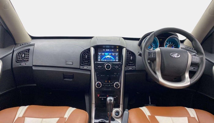 2018 Mahindra XUV500 W7 AT, Diesel, Automatic, 68,215 km, Dashboard