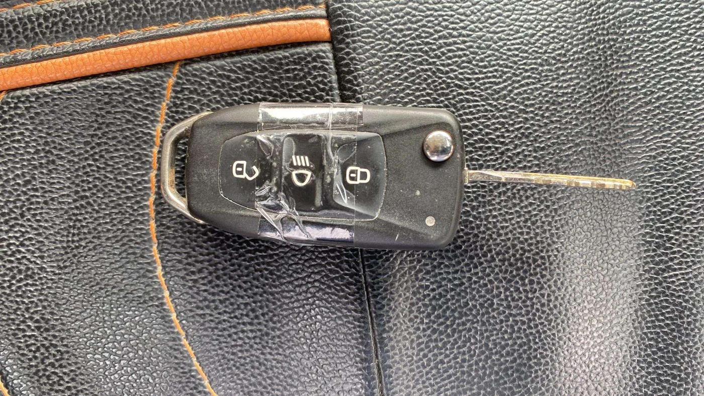 2019 Tata TIGOR XZ PLUS PETROL, Petrol, Manual, 51,859 km, Key Close Up