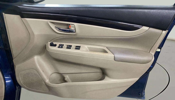 2017 Maruti Ciaz ALPHA 1.4 PETROL, Petrol, Manual, 63,831 km, Driver Side Door Panels Control