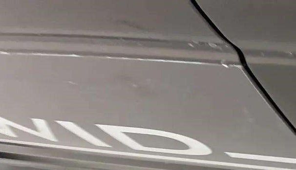 2018 Renault Kwid RXT 1.0 AMT (O), Petrol, Automatic, 60,277 km, Driver-side door - Graphic sticker