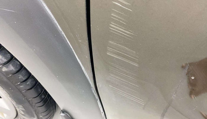 2018 Renault Kwid RXT 1.0 AMT (O), Petrol, Automatic, 60,277 km, Front passenger door - Minor scratches