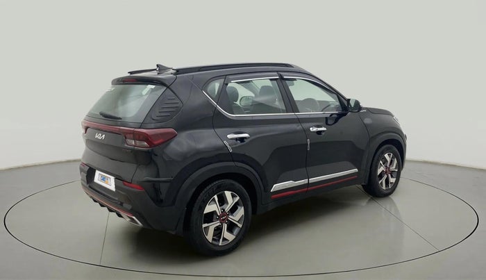 2022 KIA SONET GTX PLUS 1.5 AT, Diesel, Automatic, 31,223 km, Right Back Diagonal