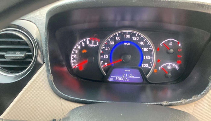 2019 Hyundai Grand i10 SPORTZ 1.2 KAPPA VTVT, Petrol, Manual, 20,612 km, Instrument cluster - Glass has scratches