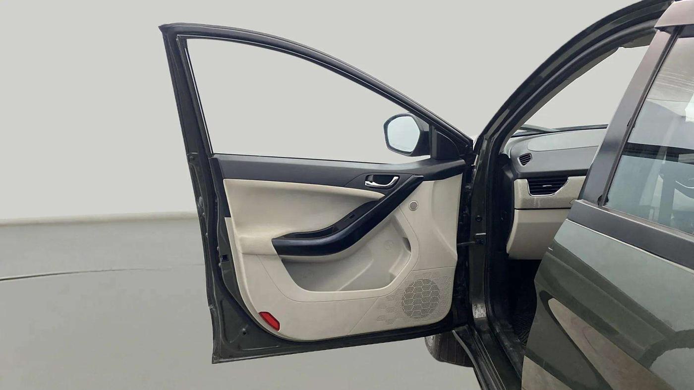 2022 Tata NEXON XZ PLUS (HS) PETROL, Petrol, Manual, 45,279 km, LHS Front Door
