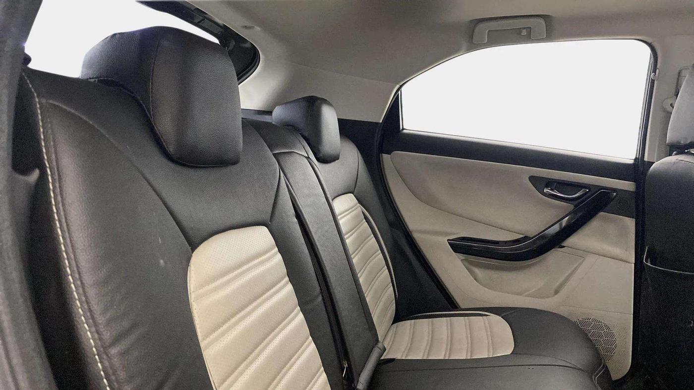 2022 Tata NEXON XZ PLUS (HS) PETROL, Petrol, Manual, 45,279 km, Right Side Rear Door Cabin