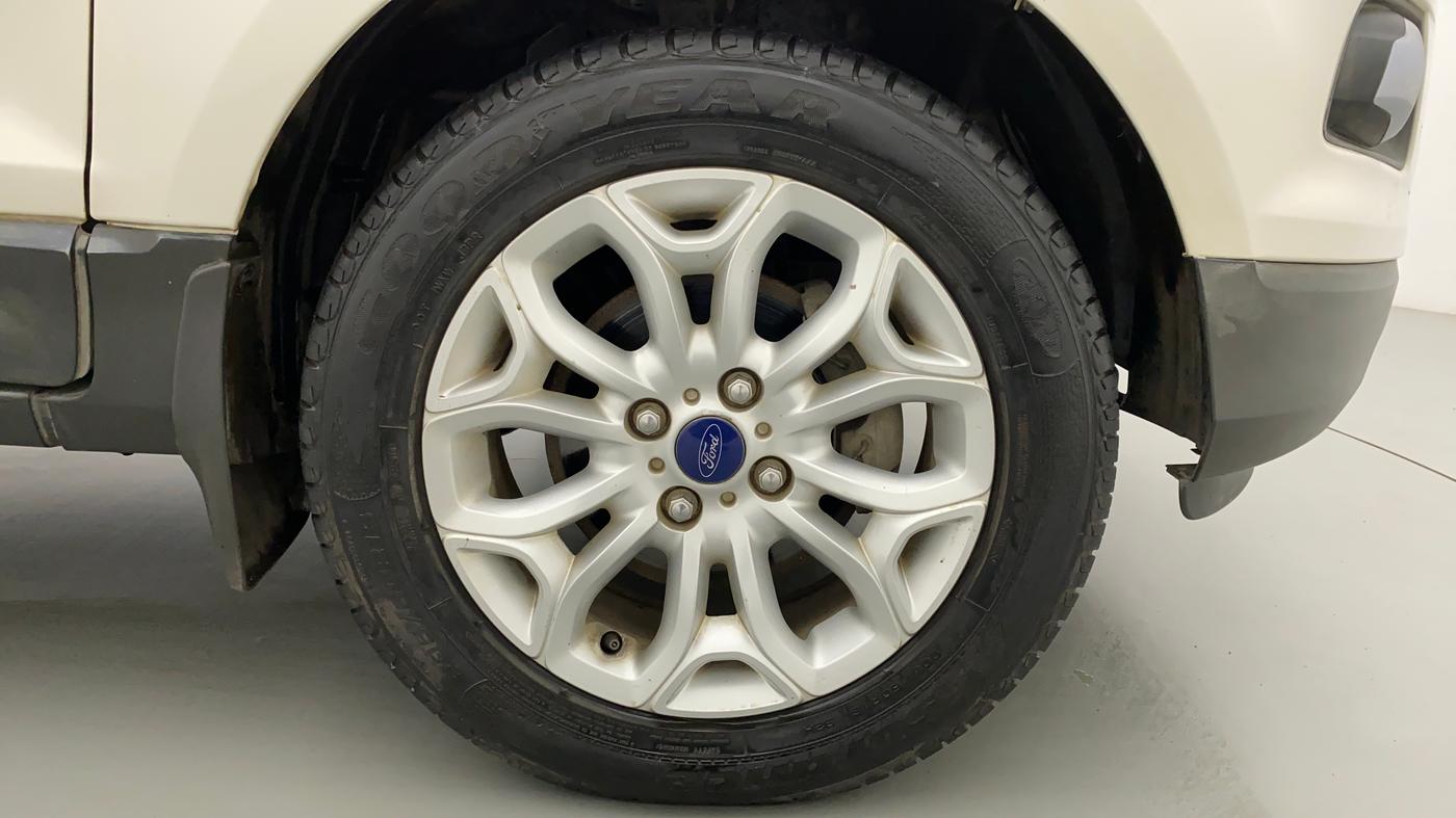 2015 Ford Ecosport 1.5 TITANIUM TI VCT AT, Petrol, Automatic, 37,455 km, Right Front Wheel