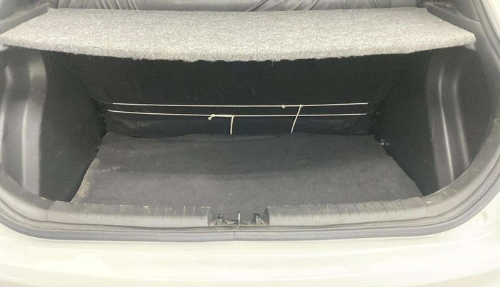 2019 Hyundai Elite i20 MAGNA PLUS 1.2, Petrol, Manual, 62,506 km, Boot Inside