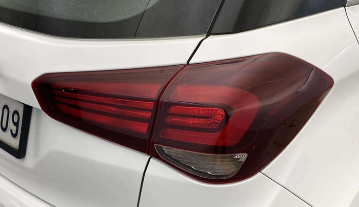 2019 Hyundai Elite i20 MAGNA PLUS 1.2, Petrol, Manual, 62,506 km, Right tail light - Minor damage