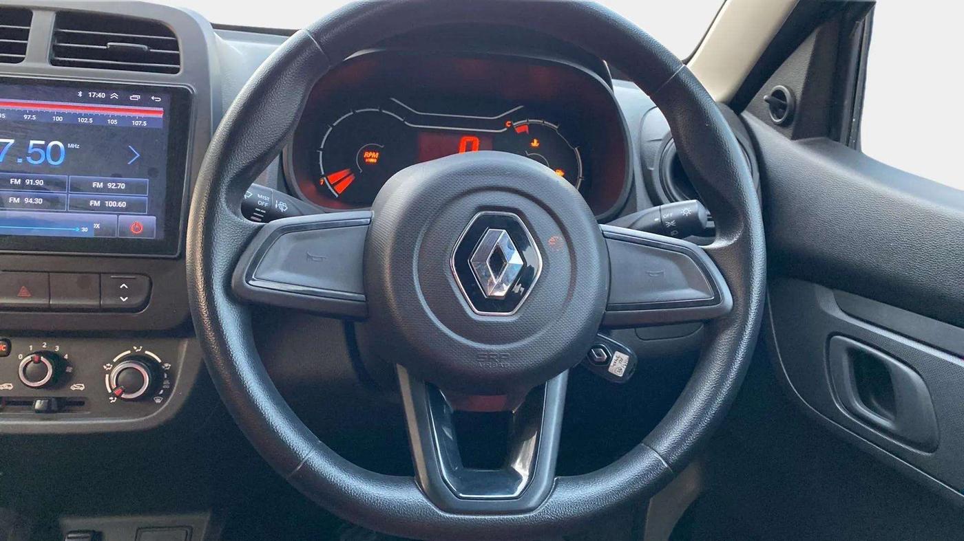 2022 Renault Kwid RXL 0.8 (O), Petrol, Manual, 5,168 km, Steering Wheel Close Up