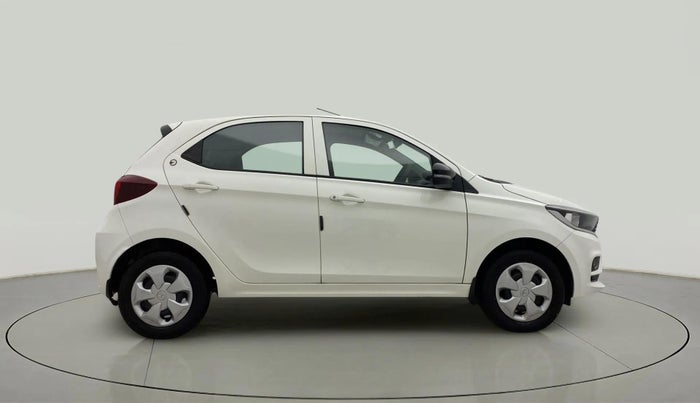 2023 Tata Tiago XT (O) PETROL, Petrol, Manual, 8,934 km, Right Side View