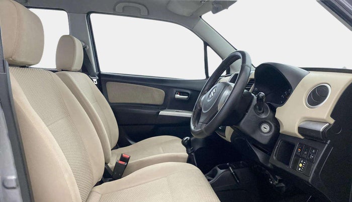 2018 Maruti Wagon R 1.0 LXI CNG, CNG, Manual, 95,427 km, Right Side Front Door Cabin