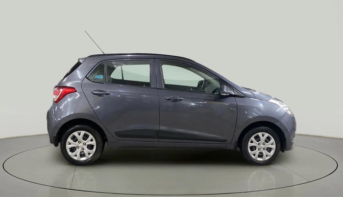 2016 Hyundai Grand i10 SPORTZ 1.2 KAPPA VTVT, Petrol, Manual, 44,563 km, Right Side View