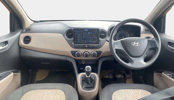 2014 Hyundai Grand i10 SPORTZ 1.2 KAPPA VTVT, Petrol, Manual, 46,302 km, Dashboard