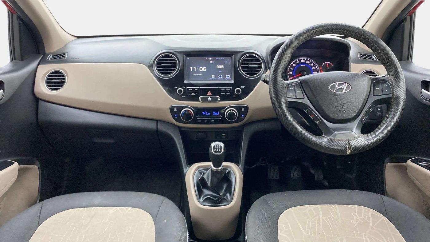2017 Hyundai Grand i10 ASTA 1.2 KAPPA VTVT, Petrol, Manual, 81,533 km, Dashboard