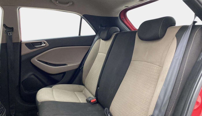 2015 Hyundai Elite i20 ASTA 1.2, Petrol, Manual, 57,923 km, Right Side Rear Door Cabin