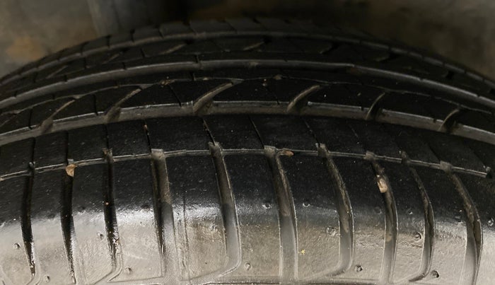 2017 Honda City V MT PETROL, Petrol, Manual, 63,810 km, Right Rear Tyre Tread