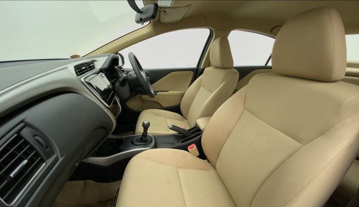2017 Honda City V MT PETROL, Petrol, Manual, 63,810 km, Right Side Front Door Cabin