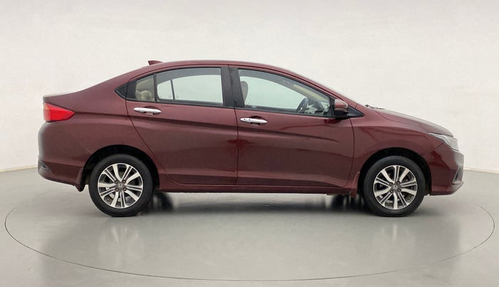 2017 Honda City V MT PETROL, Petrol, Manual, 63,810 km, Right Side View