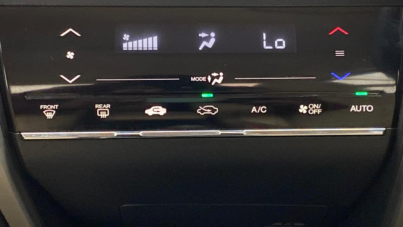2017 Honda City V MT PETROL, Petrol, Manual, 63,810 km, Automatic Climate Control