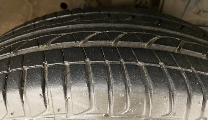 2017 Honda City V MT PETROL, Petrol, Manual, 63,810 km, Right Front Tyre Tread