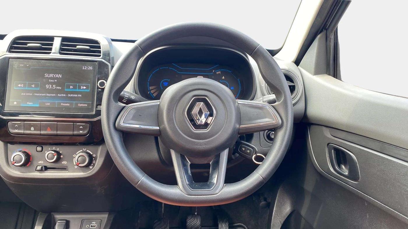 2022 Renault Kwid RXT 1.0 (O), Petrol, Manual, 12,607 km, Steering Wheel Close Up