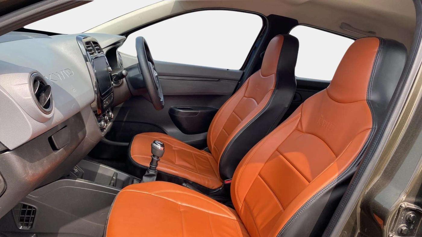 2022 Renault Kwid RXT 1.0 (O), Petrol, Manual, 12,607 km, Right Side Front Door Cabin