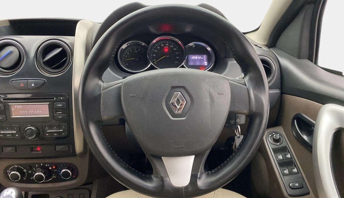 2016 Renault Duster 85 PS RXL DIESEL, Diesel, Manual, 85,821 km, Steering Wheel Close Up