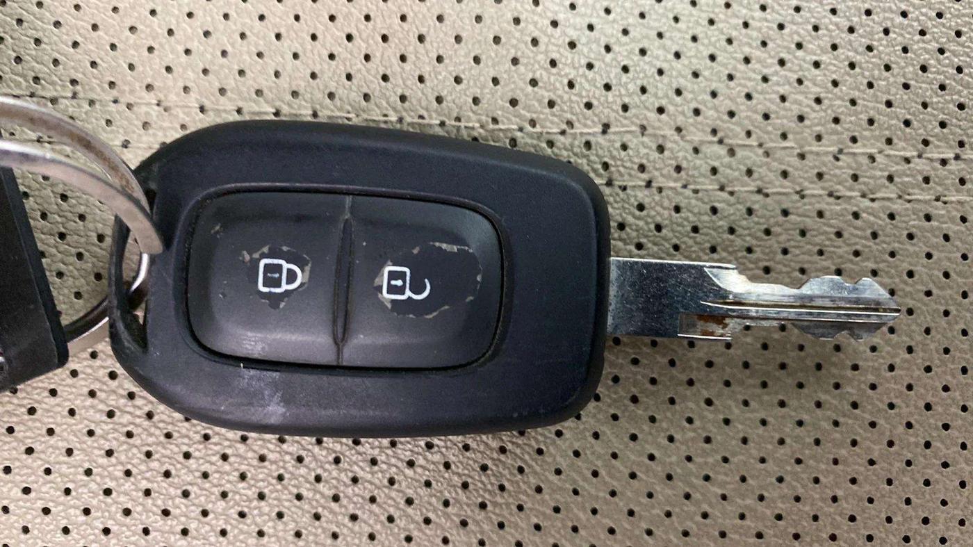 2016 Renault Duster 85 PS RXL DIESEL, Diesel, Manual, 85,875 km, Key Close Up