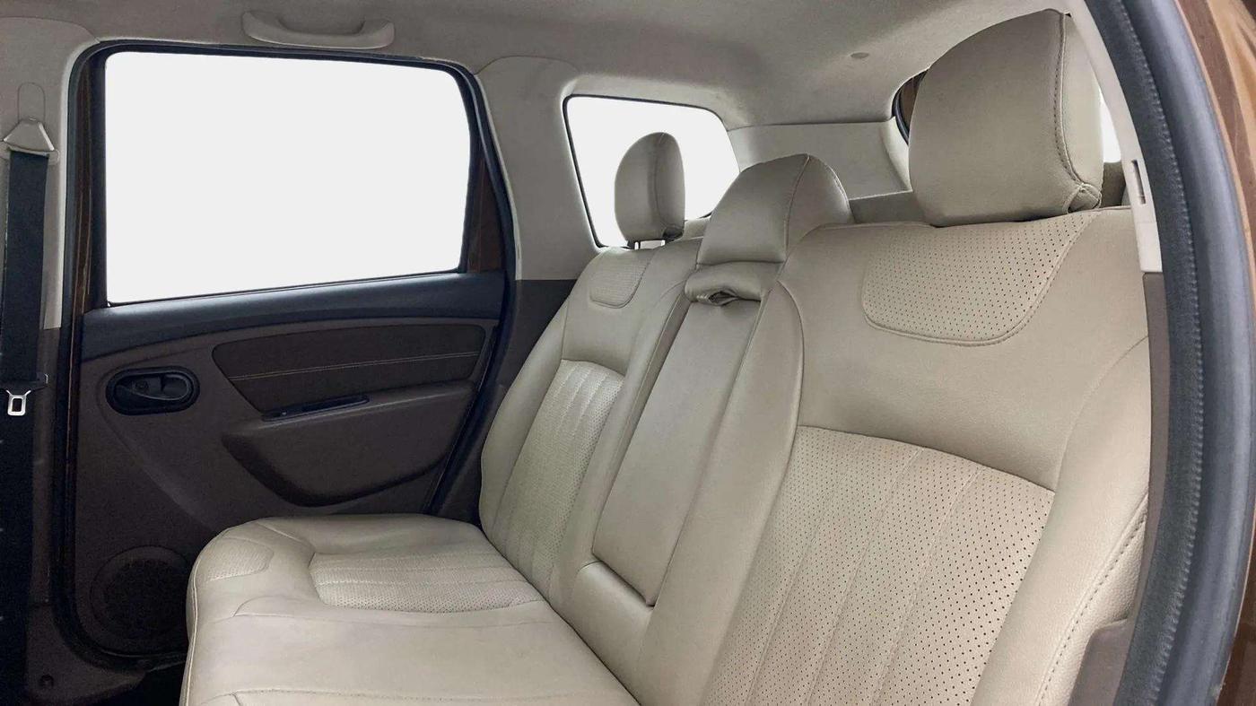2016 Renault Duster 85 PS RXL DIESEL, Diesel, Manual, 85,875 km, Right Side Rear Door Cabin