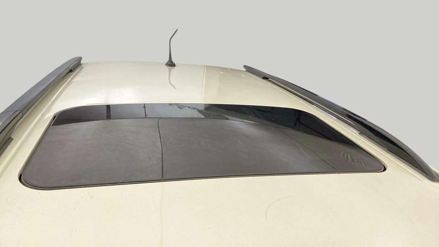 2023 Mahindra XUV300 W6 1.2 PETROL, Petrol, Manual, 16,007 km, Moonroof/ Sunroof
