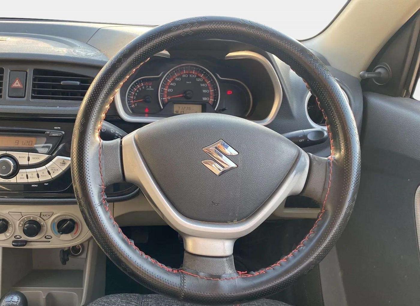 2015 Maruti Alto K10 VXI, Petrol, Manual, 71,233 km, Steering Wheel Close Up