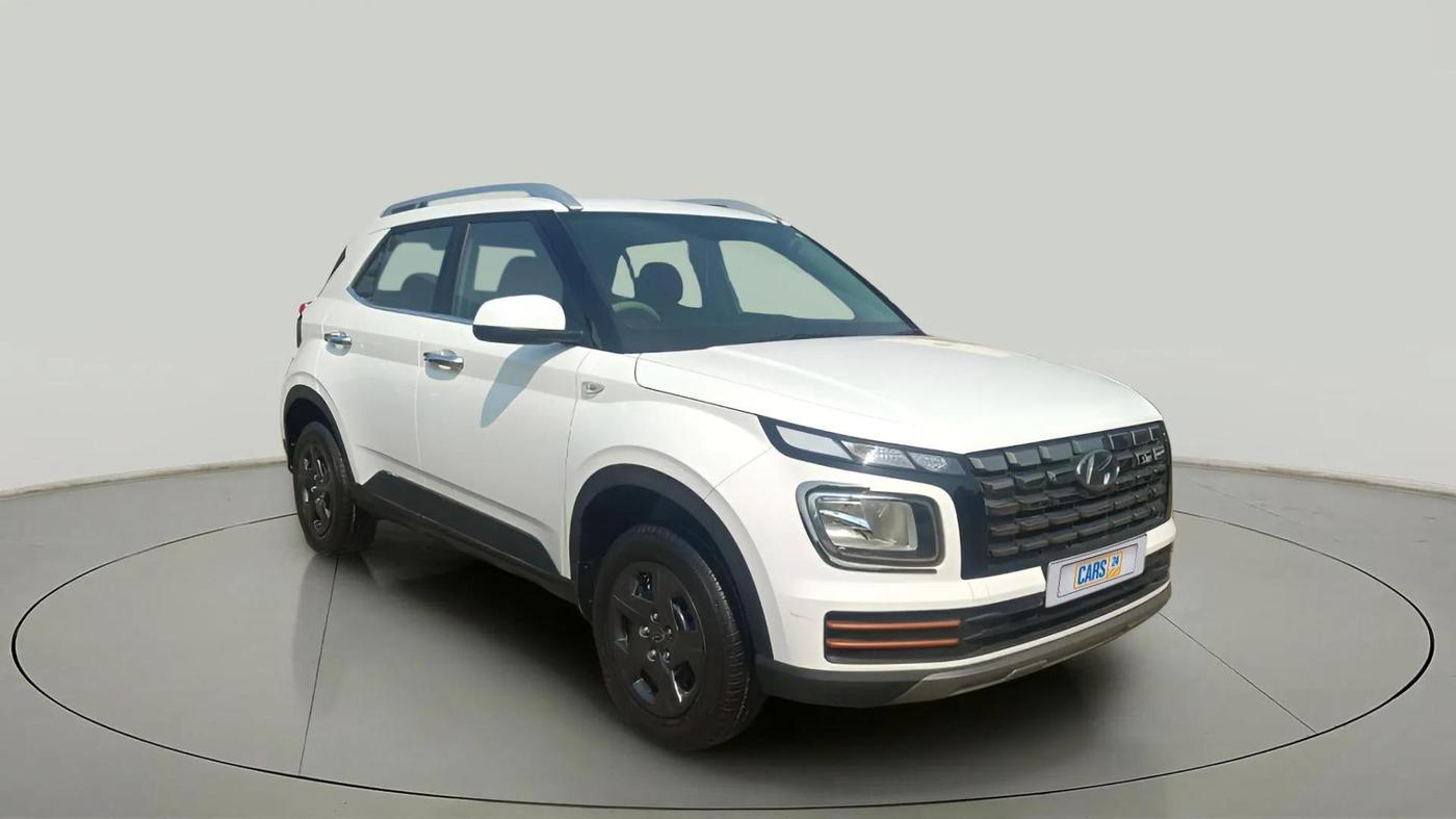 2023 Hyundai VENUE S 1.2, Petrol, Manual, 27,899 km, SRP