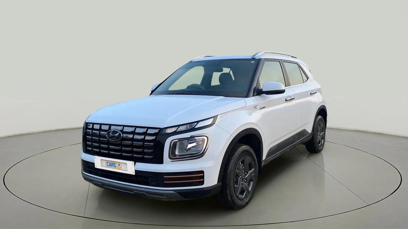 2023 Hyundai VENUE S 1.2, Petrol, Manual, 27,899 km, Left Front Diagonal