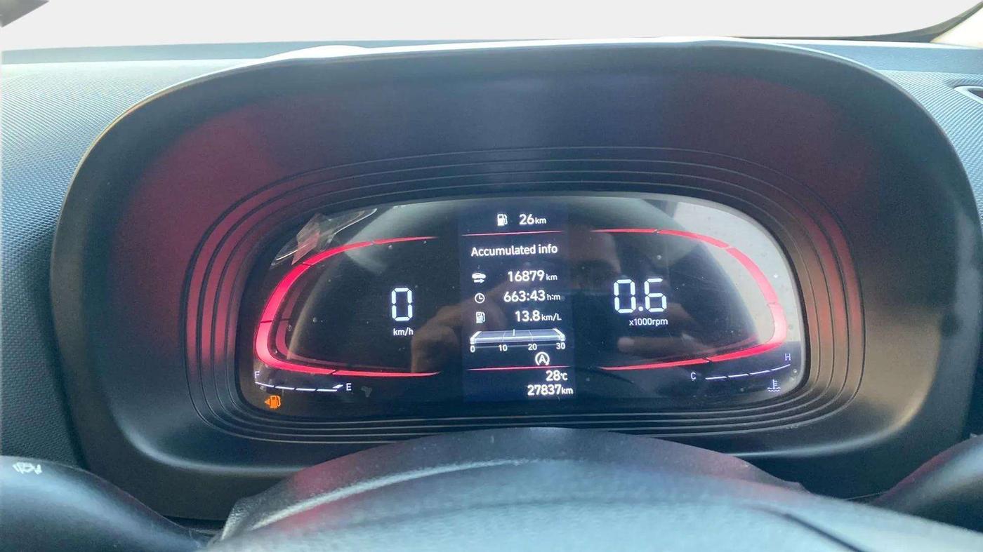 2023 Hyundai VENUE S 1.2, Petrol, Manual, 27,899 km, Odometer Image