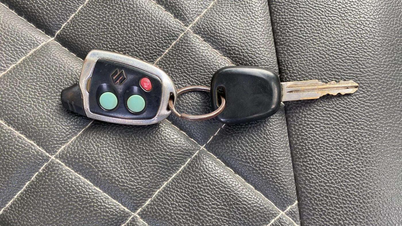2014 Maruti Alto 800 LXI, Petrol, Manual, 97,514 km, Key Close Up