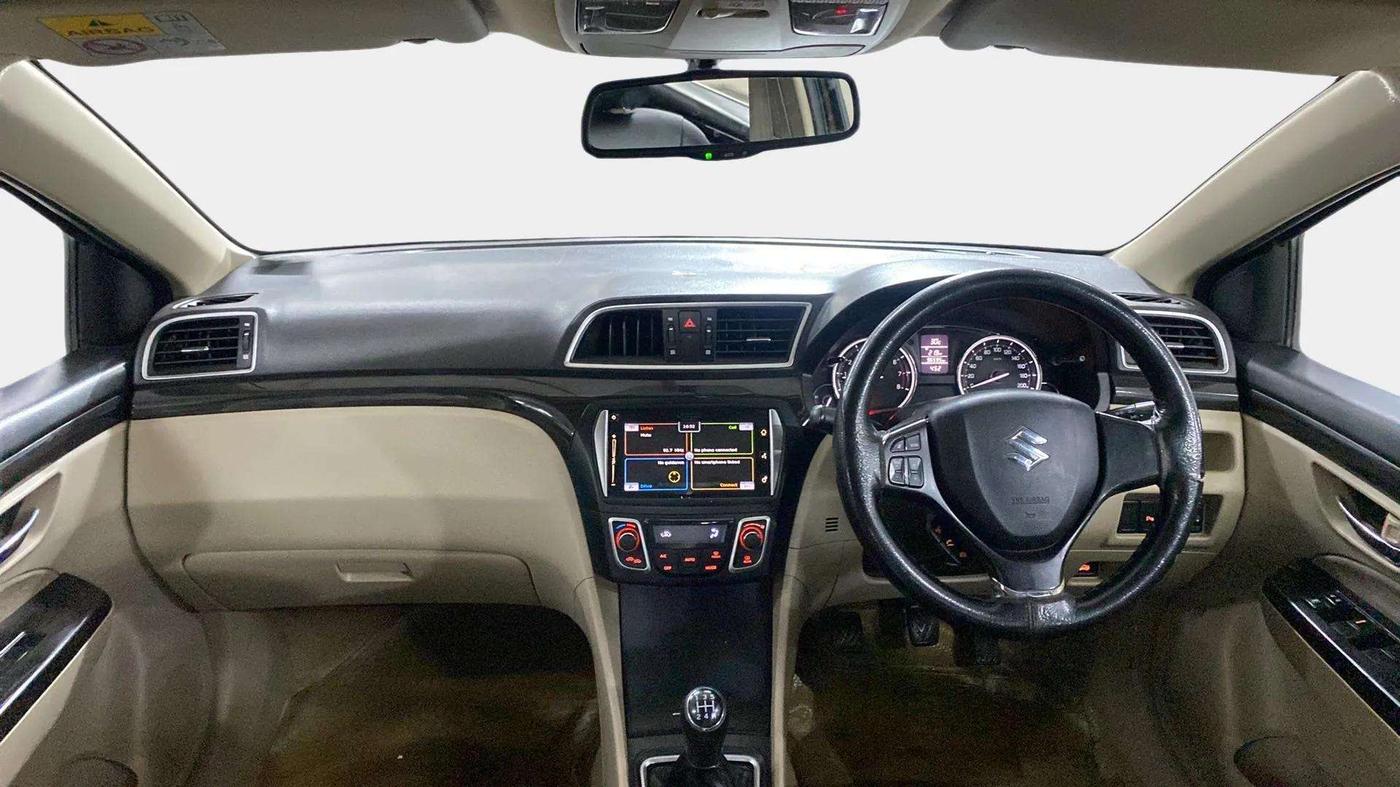2015 Maruti Ciaz ZXI, Petrol, Manual, 96,827 km, Dashboard