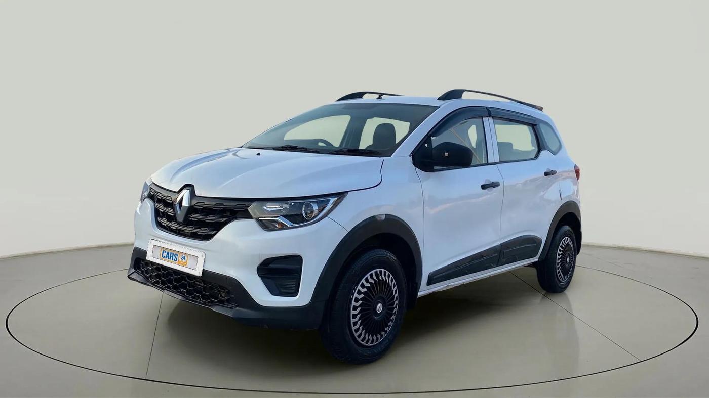 2023 Renault TRIBER RXL MT, Petrol, Manual, 24,541 km, Left Front Diagonal