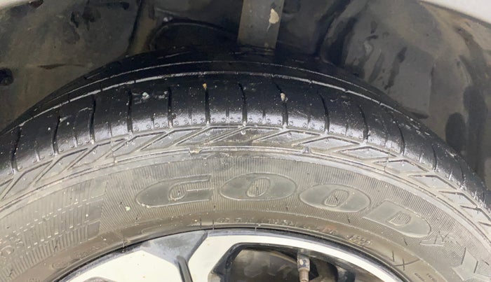 2022 Tata NEXON XZA PLUS SUNROOF PETROL, Petrol, Automatic, 35,118 km, Right Front Tyre Tread