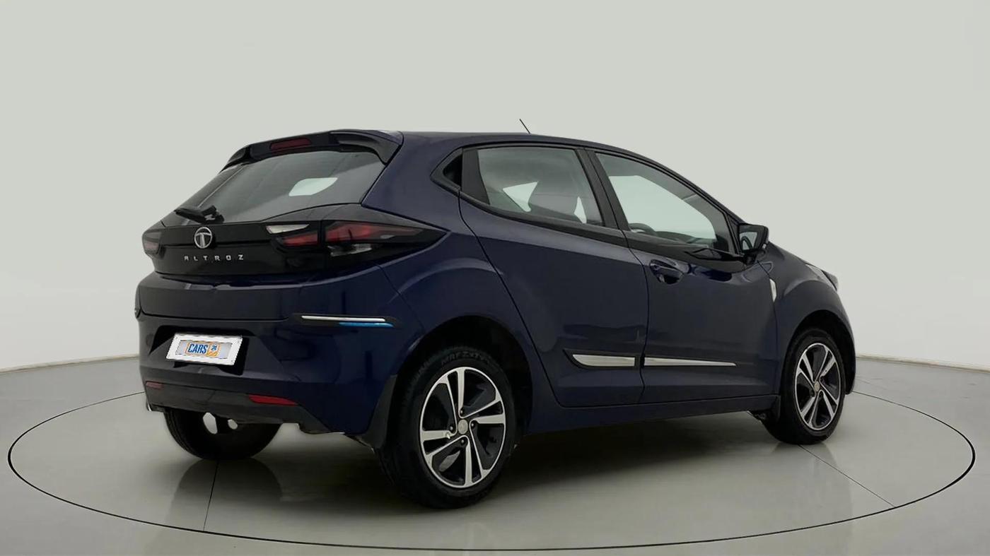 2022 Tata ALTROZ XZ PETROL, Petrol, Manual, 28,179 km, Right Back Diagonal