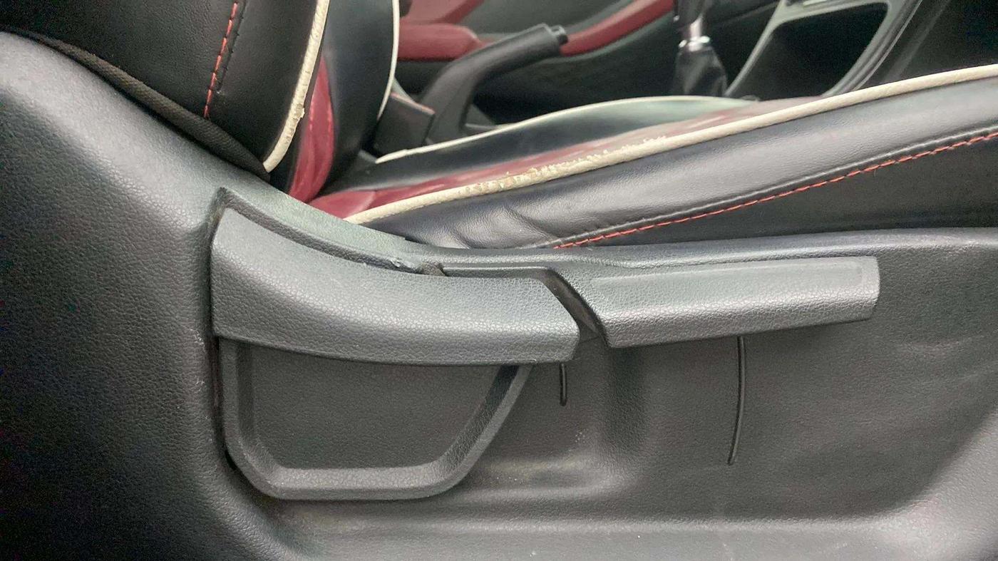 2021 Hyundai Creta SX EXECUTIVE 1.5 PETROL, Petrol, Manual, 28,198 km, Driver Side Adjustment Panel