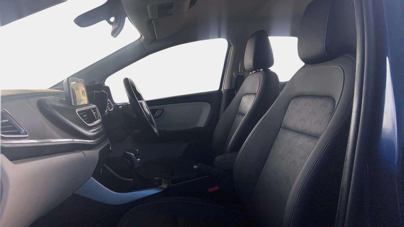 2022 Tata ALTROZ XZA PLUS, Petrol, Automatic, 9,861 km, Right Side Front Door Cabin