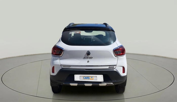 2022 Renault Kwid CLIMBER 1.0 AMT (O) DUAL TONE, Petrol, Automatic, 24,908 km, Back/Rear