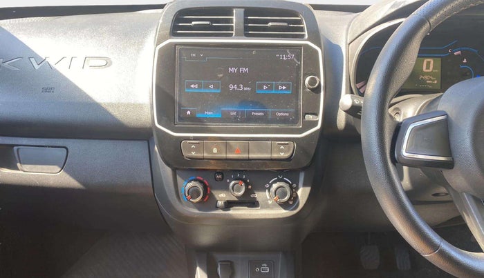 2022 Renault Kwid CLIMBER 1.0 AMT (O) DUAL TONE, Petrol, Automatic, 24,908 km, Air Conditioner