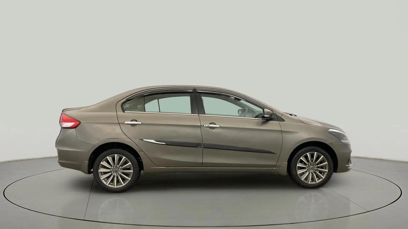 2020 Maruti Ciaz ALPHA 1.5 SHVS PETROL, Petrol, Manual, 38,048 km, Right Side View