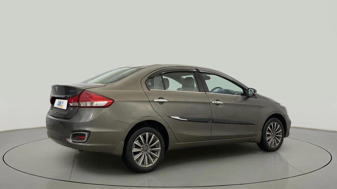 2020 Maruti Ciaz ALPHA 1.5 SHVS PETROL, Petrol, Manual, 38,048 km, Right Back Diagonal