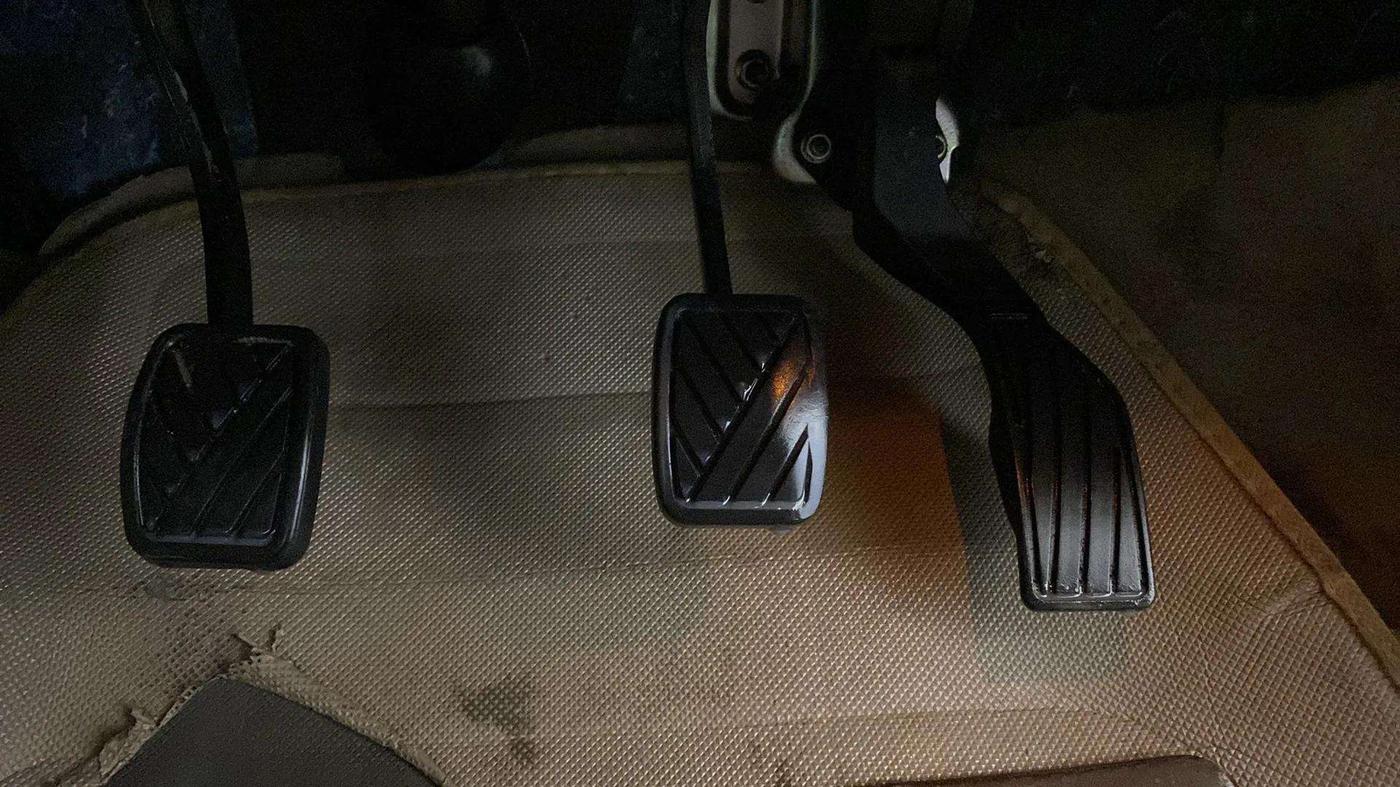 2020 Maruti Ciaz ALPHA 1.5 SHVS PETROL, Petrol, Manual, 38,048 km, Pedals